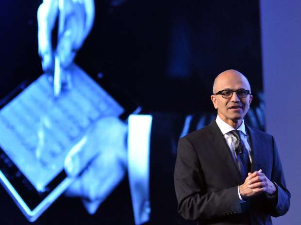 Satya Nadella, Surface Pro 4 Satya Nadella, Surface Pro 4