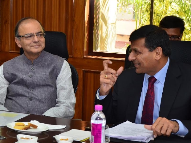 Bjp Is Using Raghuram Rajan As A Ruse To Target Arun Jaitley Congress Business Standard News