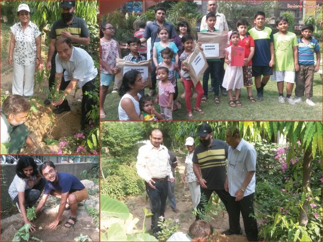 Business Standard Tree Plantation Drive In New Delhi