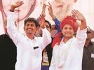Alpesh Thakor, rahul gandhi Congress Vice-President Rahul Gandhi (right) and OBC leader Alpesh Thakor during a rally in Gandhinagar, Gujarat