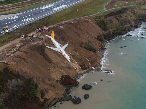 In pics: Turkey jet skids off runway; all 168 passengers miraculously safe In pics: Turkey jet skids off runway; all 168 passengers miraculously safe