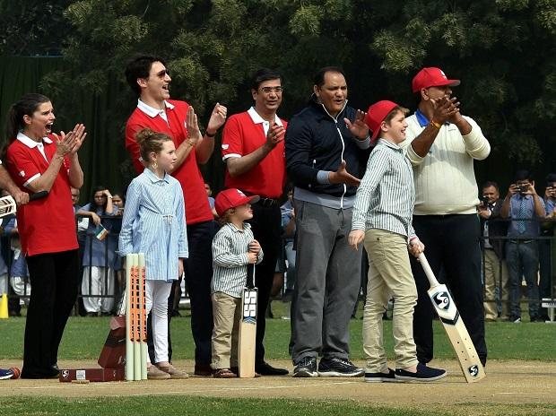 Justin Trudeau playing cricket Justin Trudeau playing cricket