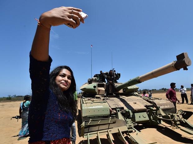 Fanfare after the Curtain Raiser press Conference of DefExpo2018 Fanfare after the Curtain Raiser press Conference of DefExpo2018