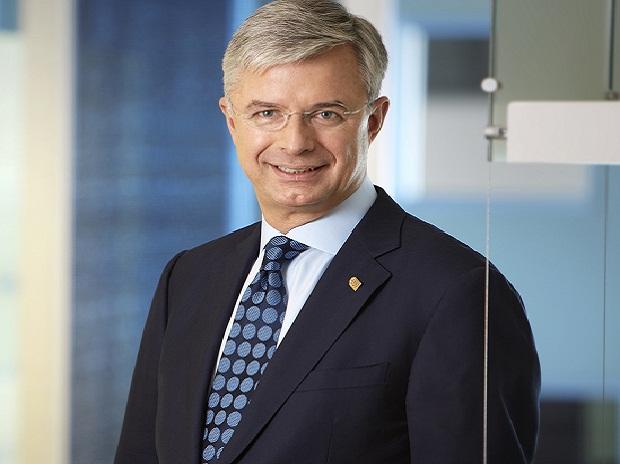 6. Hubert Joly, Best Buy 6. Hubert Joly, Best Buy