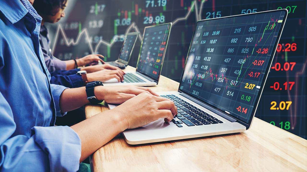 Market Ahead, January 8: Global cues, oil prices likely to impact sentiments; RBI guv meeting with NBFCs eyed