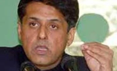 Govt maintains arm's length with Prasar Bharati: Tewari