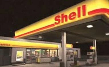 Shell beats expectations on refining boost