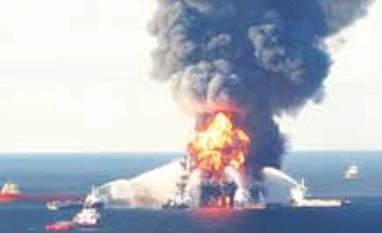 BP accepts role in spill at trial, aims to spread blame