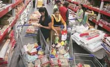 Shopping with loyalty or thinking like a trader?