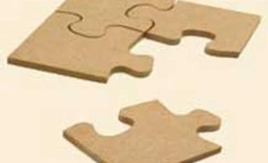 Britain urged to split banks if rules fail