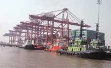 JNPT's container cargo traffic rises 65.38% in May at 454,385 TEUs JNPT's container cargo traffic rises 65.38% in May at 454,385 TEUs