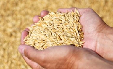 NCDEX signs MoU with IPGA