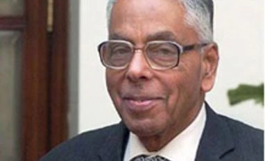 Slipper thrown at former National Security Advisor Slipper thrown at former National Security Advisor