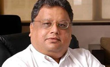 Should you follow the ace investors?