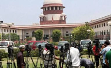 Will re-examine Lokpal selection rules: Centre