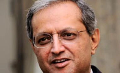 JM Fin's Rs 22-cr warrant issue to Vikram Pandit gets FIPB nod
