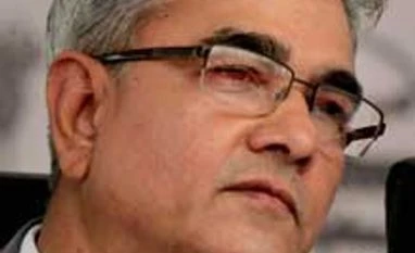 Shashi Kant Sharma appointed CAG