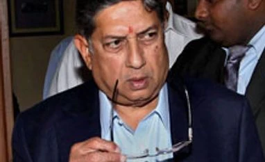Two quit BCCI on Srinivasan's refusal to budge from crease