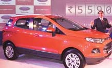 Ford launches EcoSport at Rs 5.59 lakh to take on Renault Duster