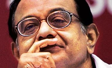 Focus on top 100 taxpayers, non-filers: FM