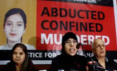IB officer behind affidavit declaring Ishrat a terrorist: CBI