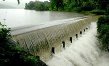 Water reservoirs at 35% of capacity in past week