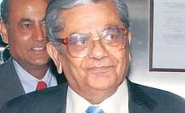 Indian position on food security at WTO flawed: Jagdish Bhagwati