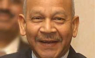 Yogesh Agarwal's term as pension regulator cut short