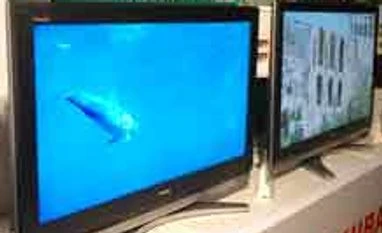 Govt to ban duty-free import of flat panel TV