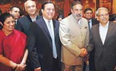 Govt nudging trade partners for currency-swap deals