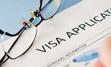 US to accept H-1B visas from today