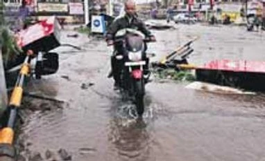 Cyclone Nilofar: Govt to shift people to safe locations in Kutch