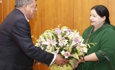 Shashi Ruia meets Jayalalithaa in Chennai