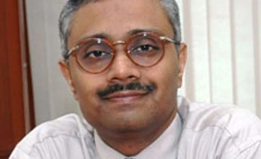 HDFC Bank names Sukthankar as dy MD Paresh Sukthankar