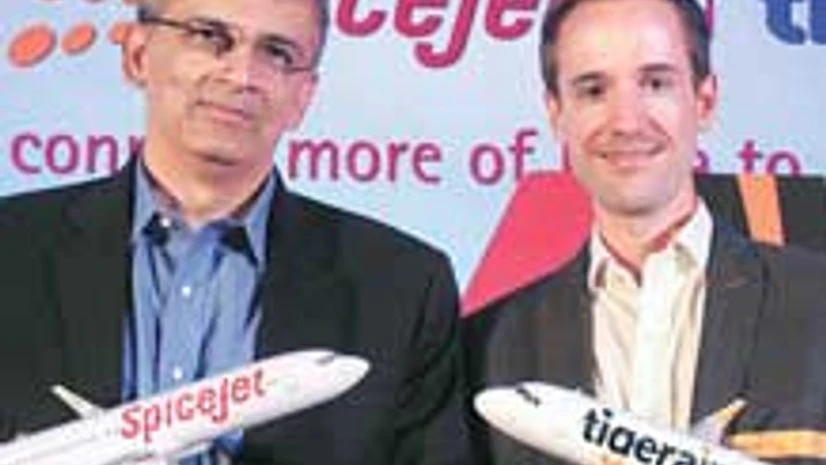 Sanjiv Kapoor & Alexander Knigge Sanjiv Kapoor & Alexander Knigge