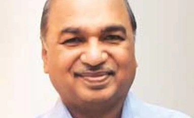 Sun Pharma's Valia bets on Ranbaxy, picks 1.4% Sudhir Valia