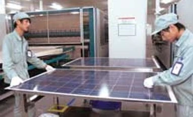 US should stop new dumping probe on solar products: China