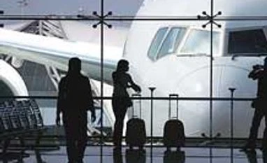 Airport privatisation to guard against high user charges