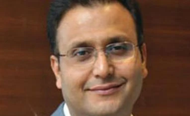 For ad rates, English dailies' premium over Hindi has halved: Girish Agarwal