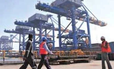Iron ore exports from Paradip rises threefold in FY14