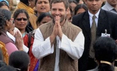 Rahul holds roadshow in Sultanpur ahead of filing nomination