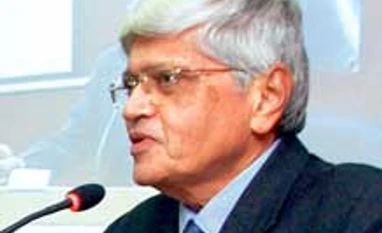 Reliance Industries a parallel state: Gopalkrishna Gandhi