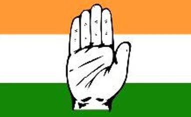 Congress leader accuses UP govt for being dictatorial