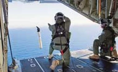 IAF's Jaguar plane crashes near Bhuj, pilot ejects safely