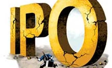 Muted debut for Navkar Corporation