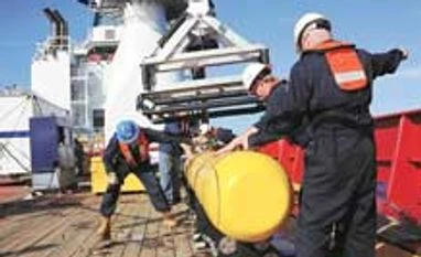 Search for MH370 to be most expensive in aviation history underwater vehicle,