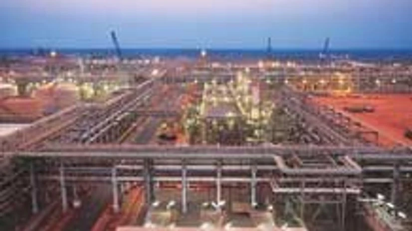 Reliance Industries temporarily shuts down PTA and PET plants at Dahej Reliance Industries temporarily shuts down PTA and PET plants at Dahej