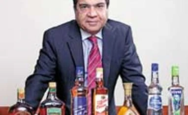 After testing premium waters, ABD ready to fight Royal Stag