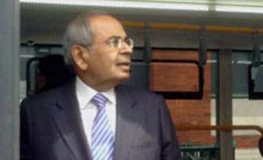 Modi govt on the right track in attracting FDI: Hinduja Modi govt on the right track in attracting FDI: Hinduja