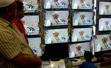 Modi does a balancing act